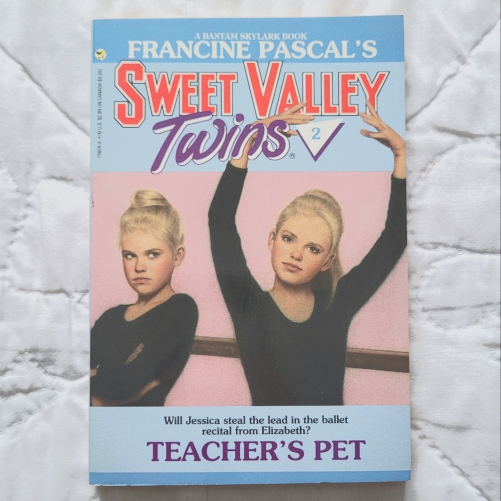 2/$15 🌼 Sweet Valley Twins #2 Teacher's Pet